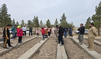 بازدید اعضای سازمان‌های مردم‌نهاد فعال در حوزه منابع طبیعی و محیط زیست از ایستگاه تولید نهال خور