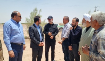 بازدید از طرح مشارکتی بیابان‌زدایی و تولید علوفه با استفاده از آبیاری نوین