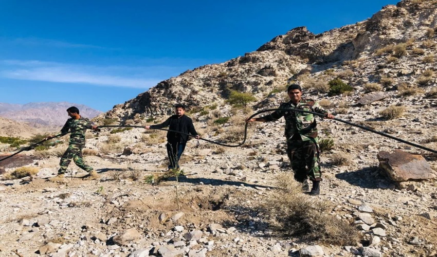 عطرافشانی گلزار مطهر شهدای روستای خانکوک فردوس