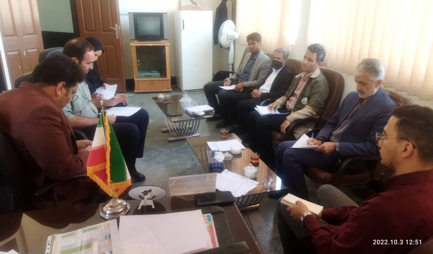 انعقاد تفاهم نامه اجرای پروژه های آبخیزداری با مشارکت بنیاد علوی در شهرستان درمیان