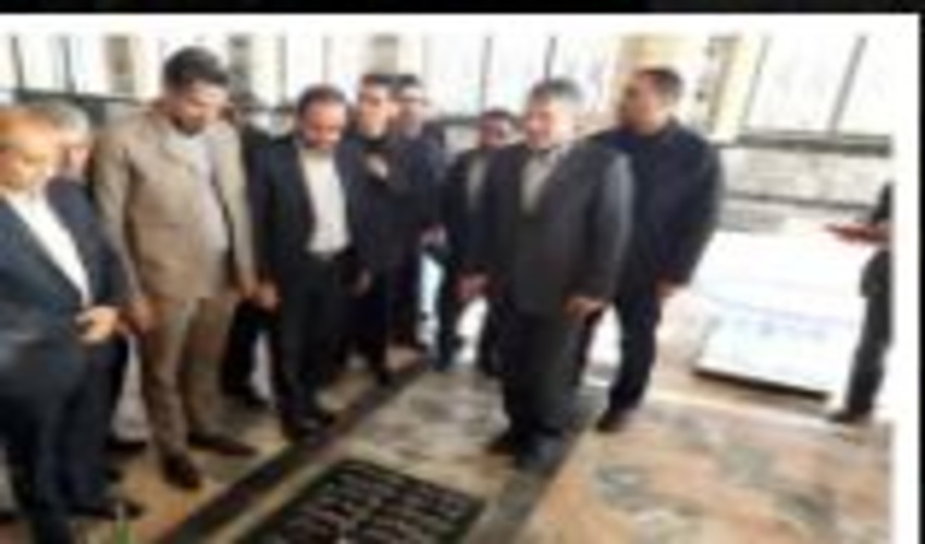 ادای احترام وزیر جهاد کشاورزی به روح بلند و ملکوتی شهدا در بدو ورود به شهرستان فردوس 