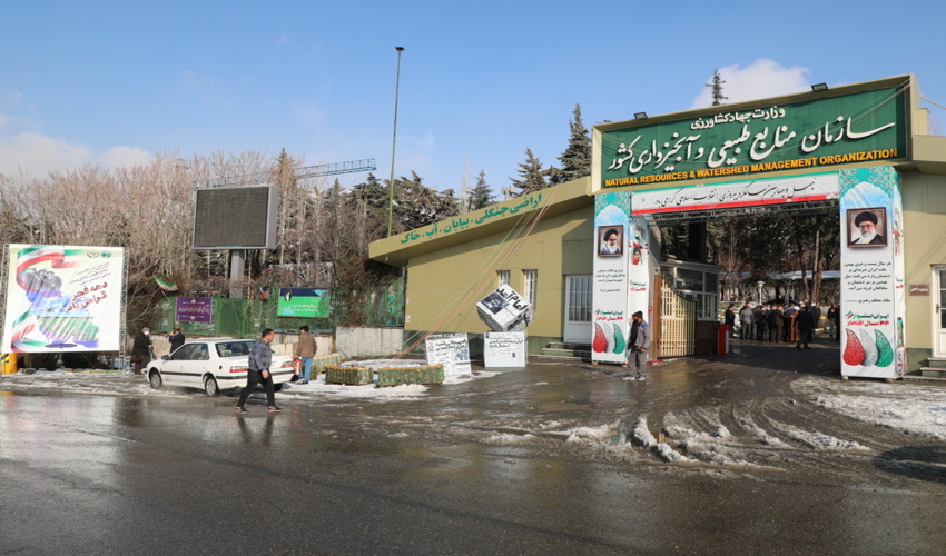 بازدید کارشناس اداره منابع طبیعی و آبخیزداری شهرستان زیرکوه از ایستگاه تولید نهال شاهرخت