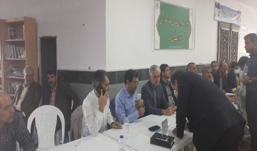 برگزاری میز خدمت در مصلی المهدی بیرجند