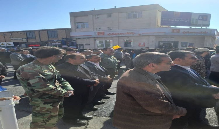 حضور همکاران در راهپیمایی 13 آبان فردوس