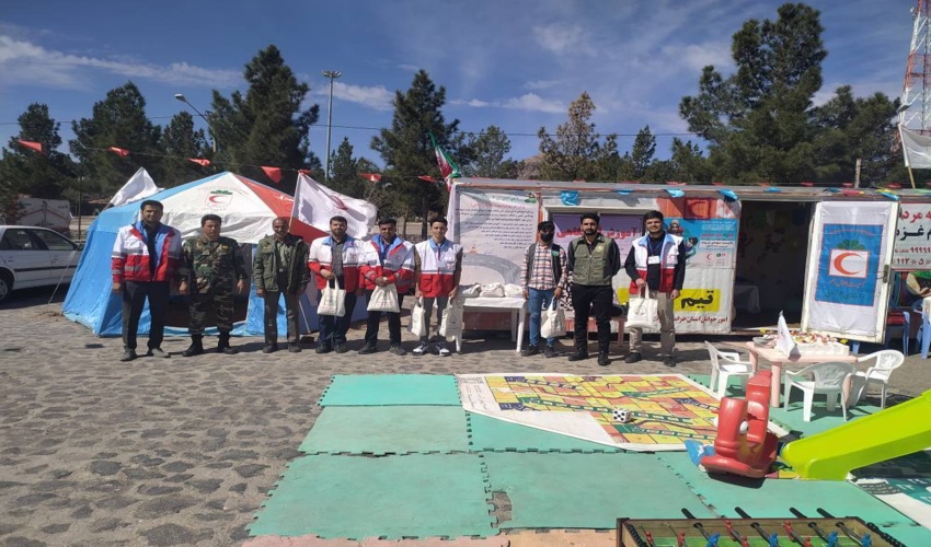 بهره مندی مسافران نوروزی از بذور گیاهان مرتعی ، جنگلی و بیابانی سربیشه 