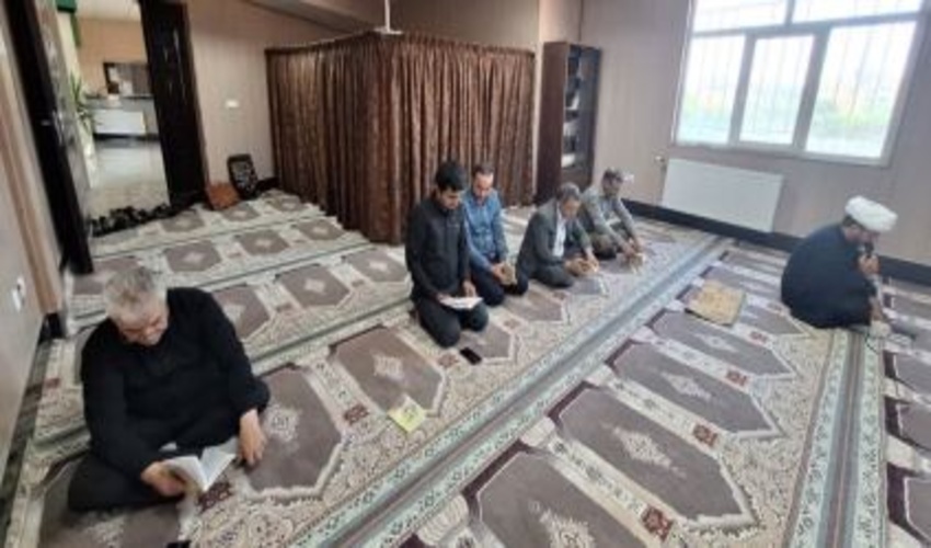 برگزاری زیارت عاشورا 