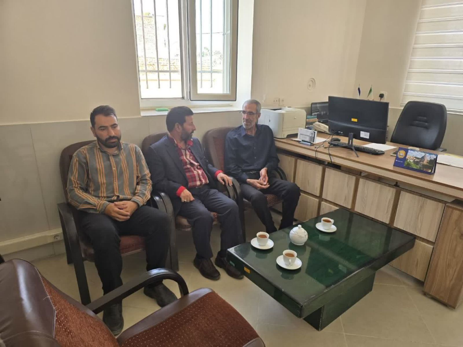 رایزنی اداره منابع طبیعی و ثبت احوال شهرستان خوسف در راستای تکمیل اطلاعات بهره‌برداران مراتع در سامانه سمطا