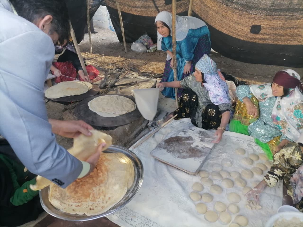 حضور فعال صندوق توسعه روستای ولیعصر کندر در جشن بزرگ روستایی و عشایری 